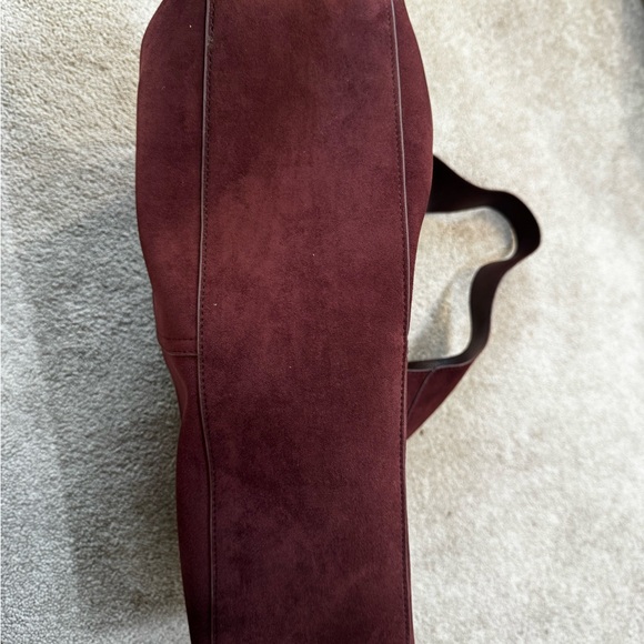 Oversized Slouchy Shoulder Bag - Universal Thread - Picture 8 of 16